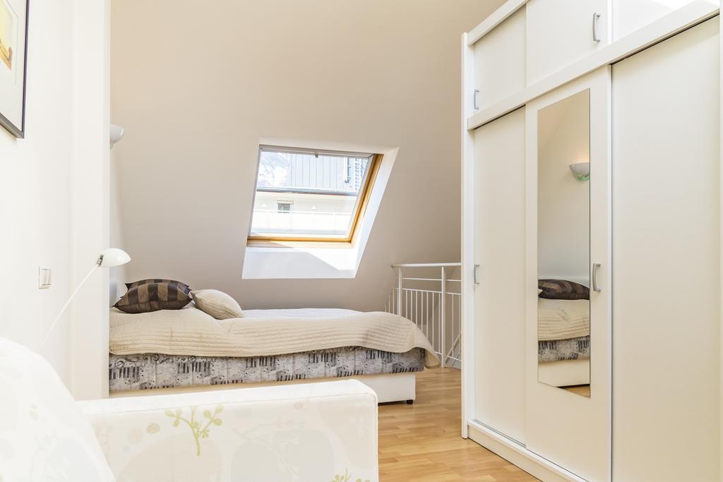 Maisonette Apartment Am Bahnhof - Adults Only Innsbruck Exterior photo